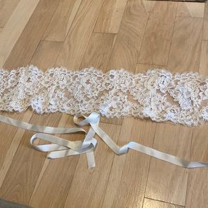 Monique Lhuillier lace belt